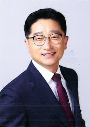 박동일