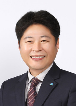 김영수