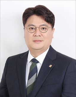 김동국