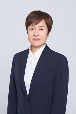 박현희