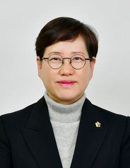 김나윤