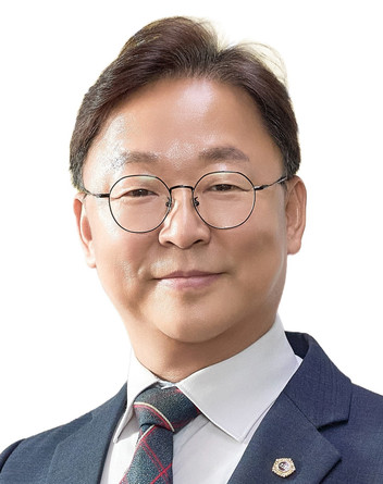 이용균