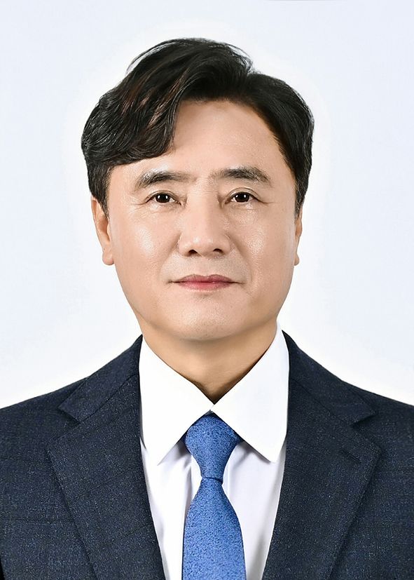 박선용