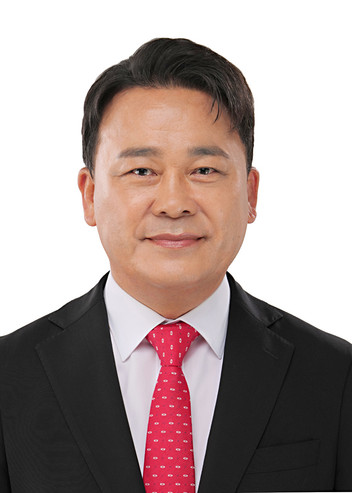 김석훈