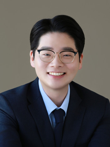 김현우