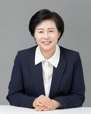 박은미