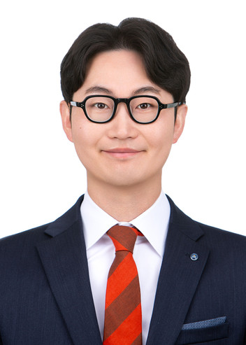 김민식